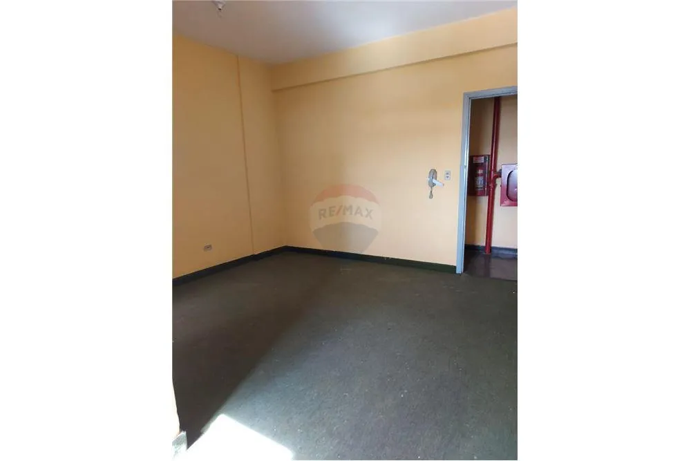 VENDO DEPARTAMENTO EN EL CENTRO DE ASUNCION — foto 3