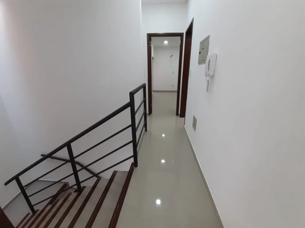 VENDO DUPLEX A ESTRENAR MEDIA CUADRA DE BRUNO G- LAMBARE — foto 3