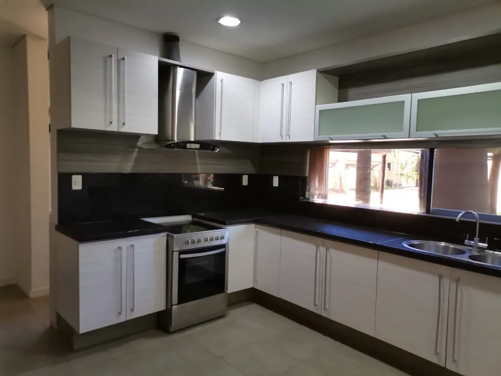 VENDO CASA EN FERNANDO DE LA MORA ZONA NORTE BARRIO CERRADO COD 3959 — foto 3