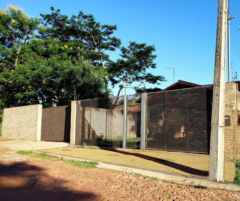 VENDO HERMOSA CASA EN VILLA ELISA!! — foto 2