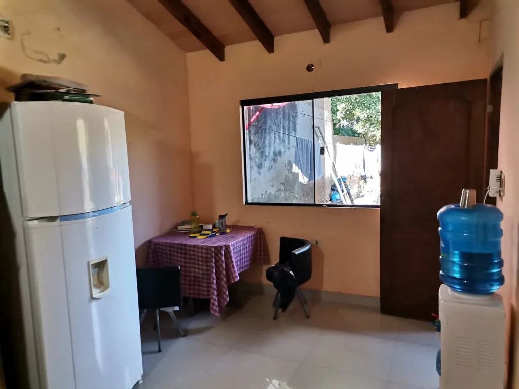 VENDO PRODIEDAD CON CASA, DEPÓSITO Y TINGLADO‼️ COD 0445 — foto 2