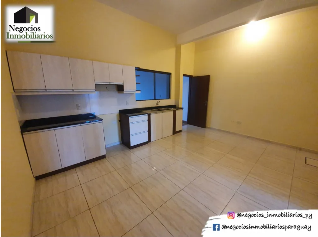 VENDO DUPLEX DE 3 HABITACIONES EN LAURELTY - SAN LORENZO — foto 2