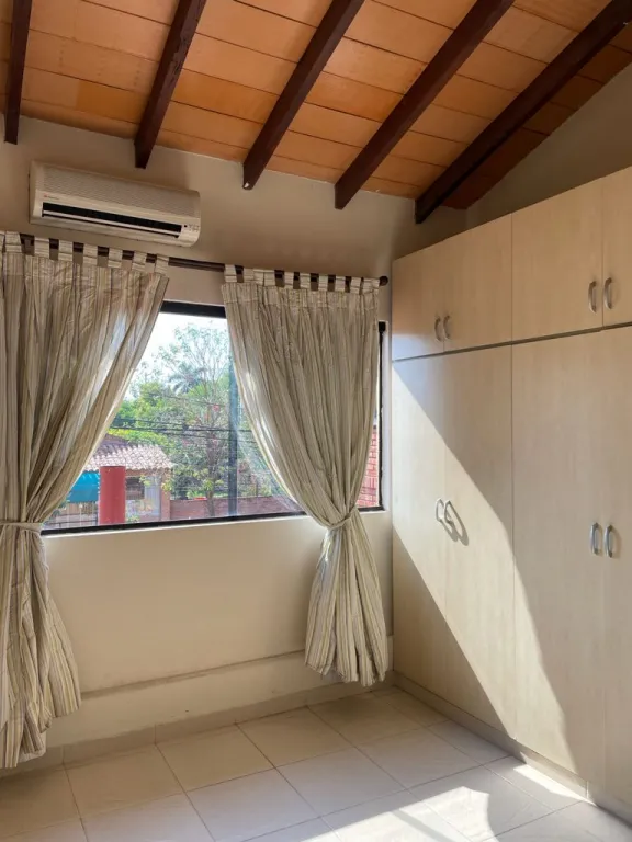 ¡Vendo zona Colegio SEK, duplex de tres dormitorios! — foto 2