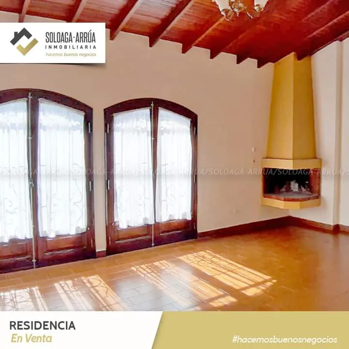 AMPLIA RESIDENCIA CON PISCINA! — foto 3