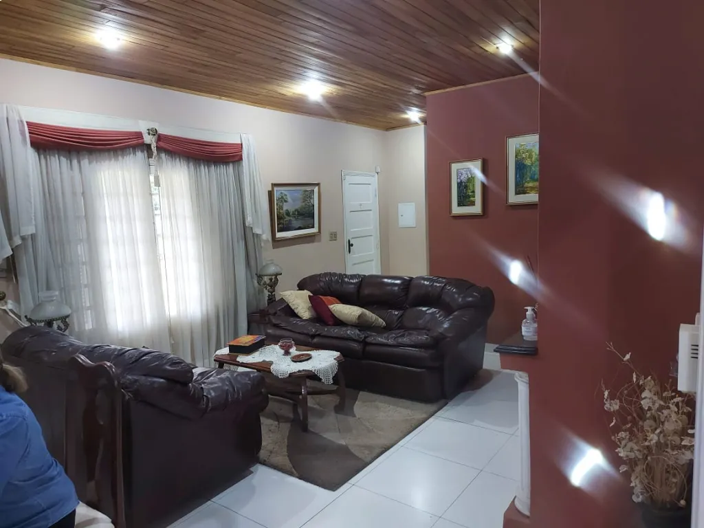 Vendo casa en Luque detrás del BOURBON!! — foto 2