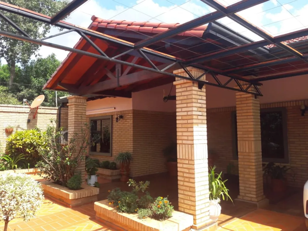 VENDO CASA EN CIUDAD DEL ESTE KM 8,5 MONDAY A 2 CUADRAS DE LA RUTA INTERNACIONAL COD 3978 — foto 2
