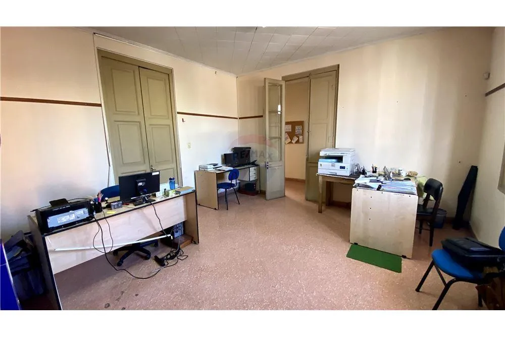 VENDO CASA CENTRICA CON RENTA — foto 3