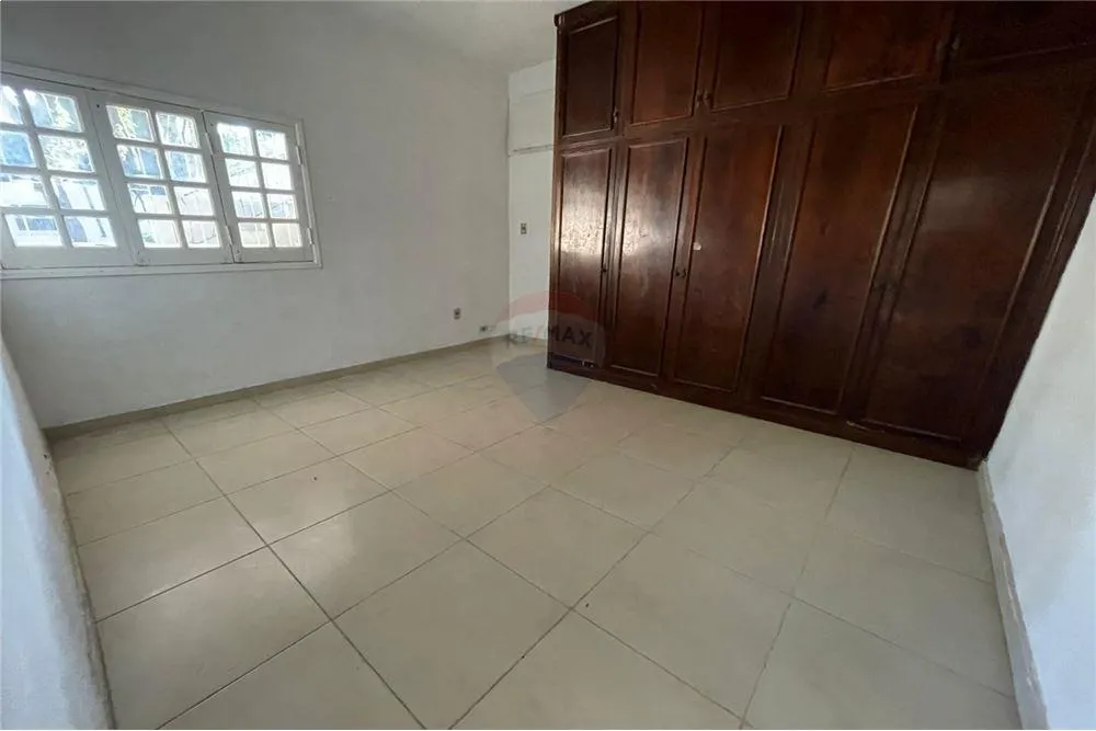 EN VENTA AMPLIA PROPIEDAD EN LAMBARE — foto 2