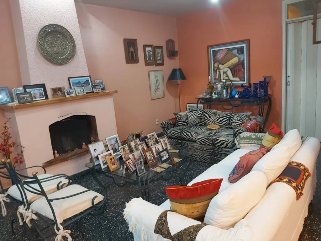 PROPIEDAD EN VENTA Sobre Montevideo casi Guillermo Marconi. — foto 2