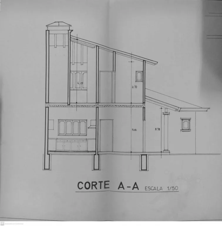 VENDO HERMOSA CASA EN ESQUINA. ZONA BARRIO JARA ( A REMODELAR) — foto 3