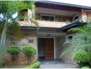 alquilo casa en inmediaciones colegio goethe