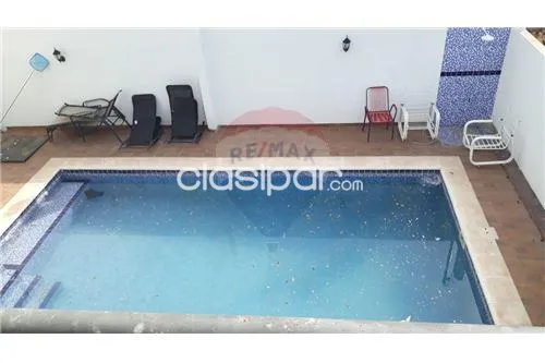 Vendo Hermosa y amplia Casa en San Bernardino!!! A 2 cuadras de la avda. Guillermo Naumann — foto 3
