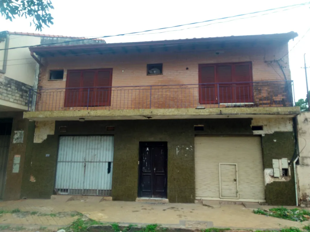 Vendo Casa con Salón Dos Salones y Departamento Independiente en Recoleta — foto 2