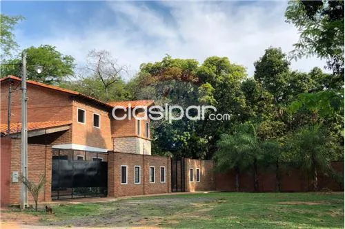 RESIDENCIA EN BARRIO CERRADO - LUQUE AUTOPISTA — foto 3
