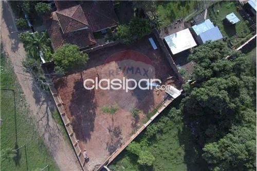 VENDO AMPLIO TERRENO EN LUQUE (1.074m2) Bº JULIO CORREA — foto 2