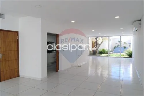 DUPLEX MINIMALISTA CON PISCINA — foto 2