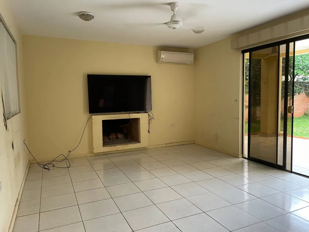 VENDO DUPLEX EN CONDOMINIO EN LUQUE COD 3994 — foto 3