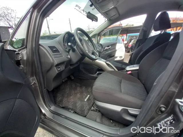 Toyota Auris 2006 — foto 6