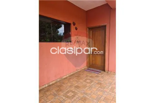 Amplia casa en el corazón de la Ciudad de Capiatá. — foto 2