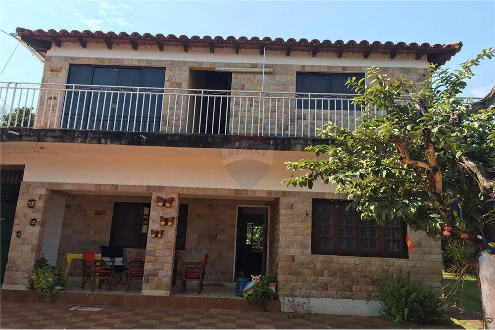VENDO HERMOSA Y AMPLIA CASA EN NUEVA ITALIA — foto 3