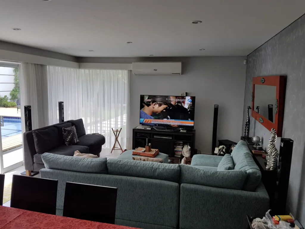 ¡Residencia Minimalista en la zona de mayor valorización de Asunción - 📌Shopping del sol! — foto 3