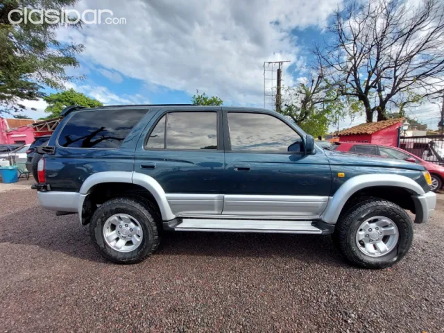 Toyota Hilux Surf 1997 — foto 3