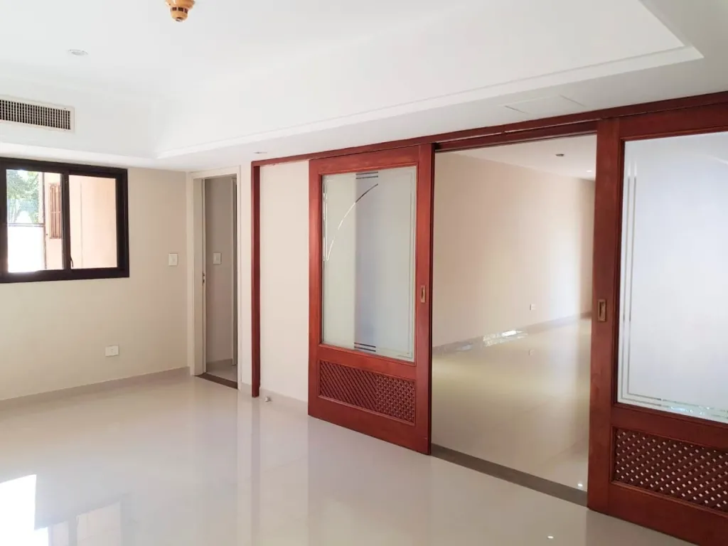 VENDO HERMOSO Y AMPLIO DEPARTAMENTO LAS MERCEDES 200,000 USD — foto 2