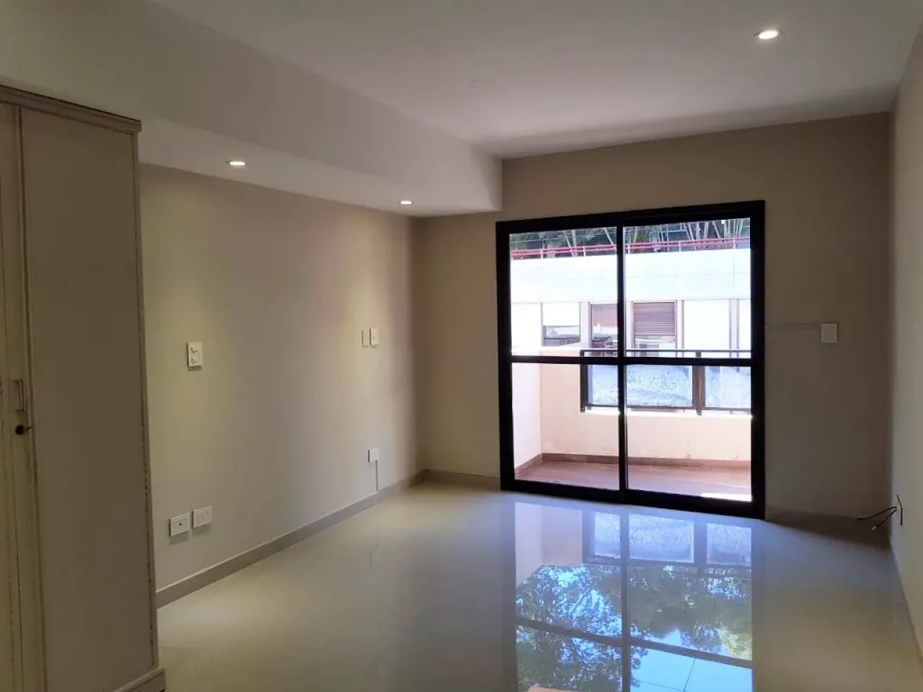 VENDO HERMOSO Y AMPLIO DEPARTAMENTO LAS MERCEDES 200,000 USD — foto 3