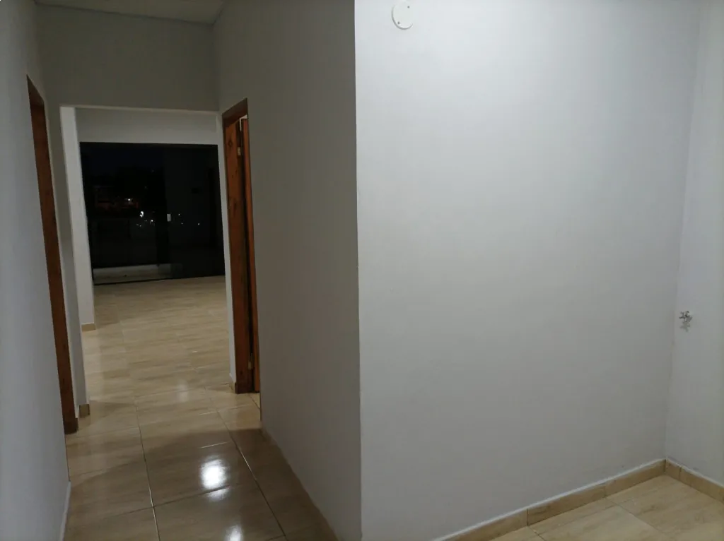 VENDO: departamento de 72m² en la Costanera de Encarnación — foto 3