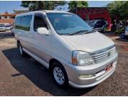 VENDO TOYOTA REGIUS AÑO 2001 RECIÉN IMPORTADO MOTOR 3.0 1kz DIÉSEL AUTOMÁTICO 4x2