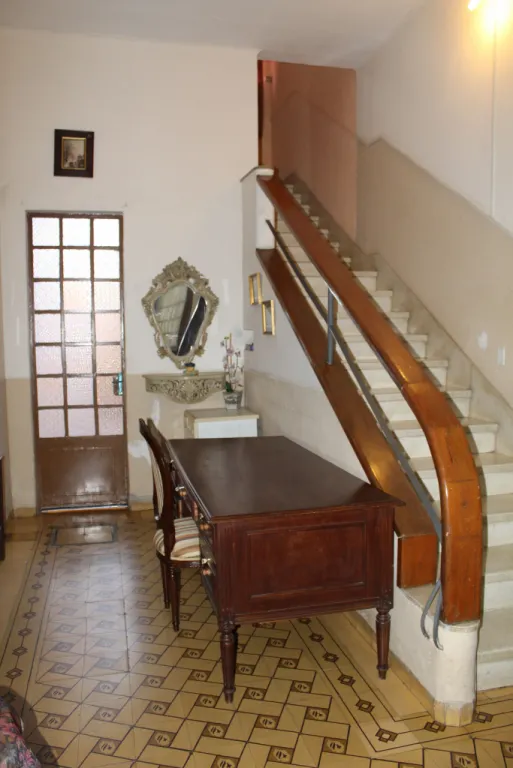 RESIDENCIA VINTAGE PARA OFICINA O VIVIENDA SOBRE ELIGIO AYALA — foto 2