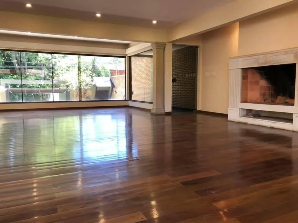 CARMELITAS – ASA: ELEGANTE RESIDENCIA, 3 DORMIT, 6 VEHICULOS, PISCINA – 1.850 USD. — foto 2