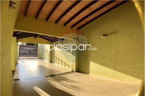 CASA EN MRA BARRIO SAN JORGE-LÍMITE CON ASUNCION — foto 3