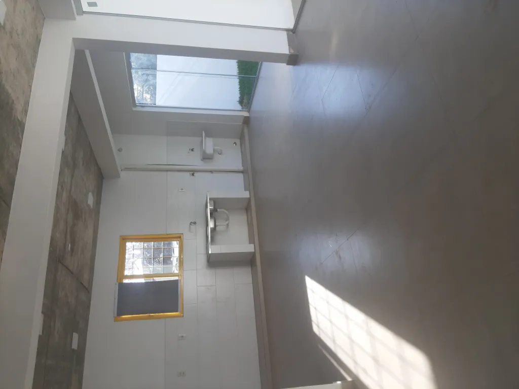 DUPLEX SUPER AMPLIO, ZONA SUPER EXCLUSIVA EN LOMA MERLO LUQUE — foto 3