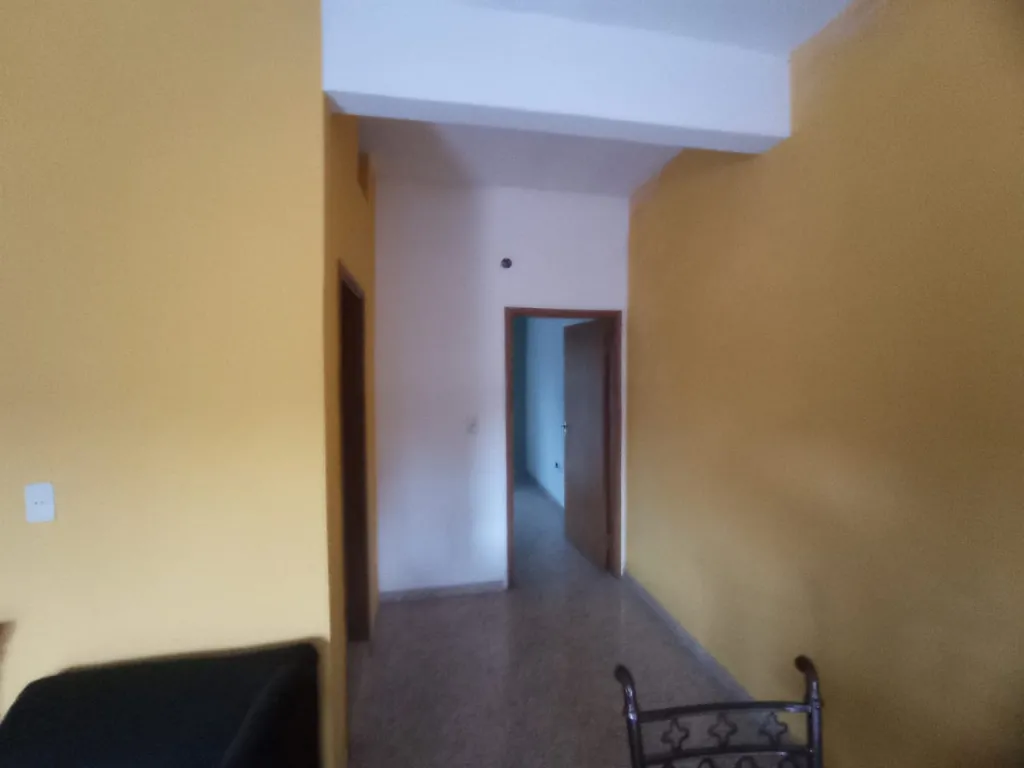 En San Lorenzo hermosa vivienda con salones comerciales u oficinas en céntrica ubicación — foto 2