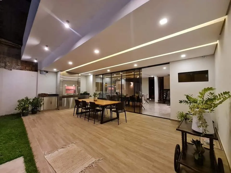 Residencia Minimalista Luque Conmebol de 345m2 const — foto 3