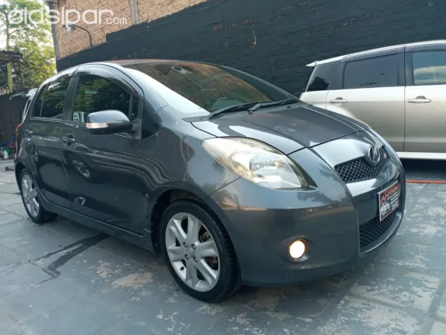Toyota Vitz 2008 — foto 2
