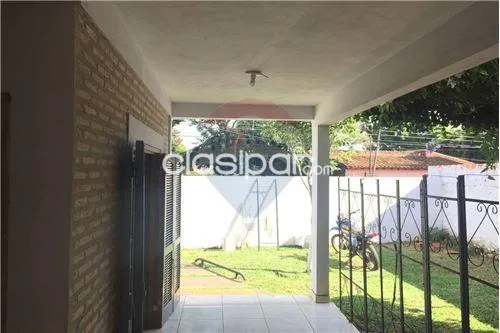 casa a la venta zona Villa Policial Luque — foto 2