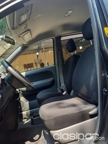 Toyota Sienta 2012 — foto 4