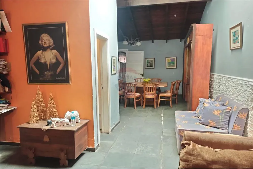 ¡VENDO CASA! - BARRIO MARISCAL LÓPEZ - ASUNCIÓN. — foto 3