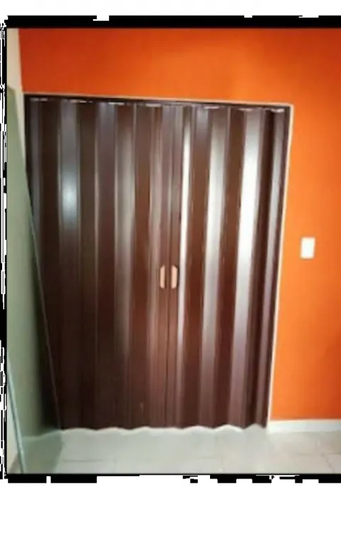 Puerta plegable de PVC, Cielo raso y divisoria de PVC — foto 3