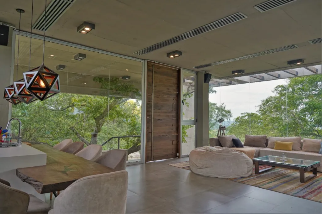 HERMOSA CASA EN LAS COLINAS CON VISTA AL LAGO — foto 3