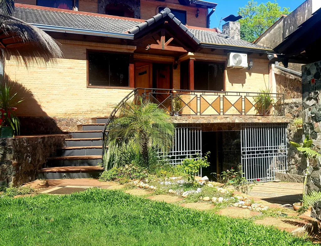 VENDO HERMOSA CASA EN ASUNCION, LAS GOLONDRINAS - LOMA PYTA — foto 3