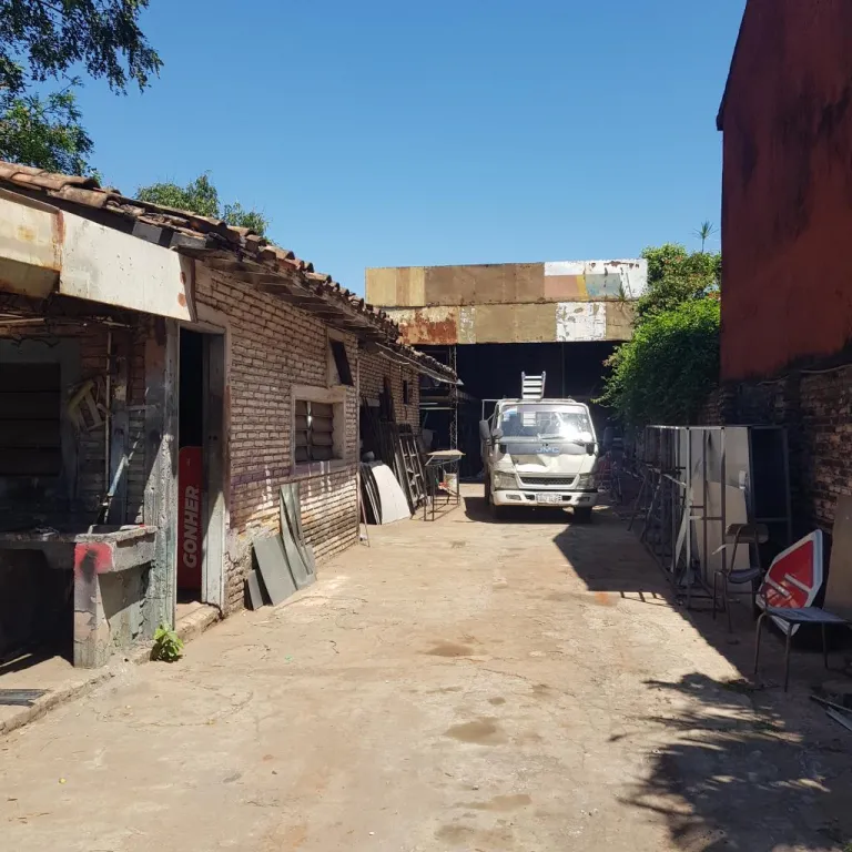 Taller - Depósito en Asunción sobre Gral. Santos de 320 m2 — foto 2