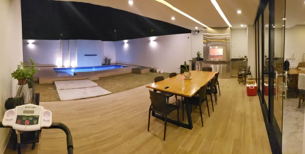 Residencia Moderna en LUQUE zona CONMEBOL Aeropuerto. — foto 2