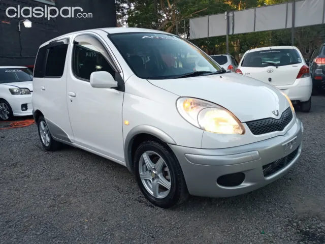 Toyota Funcargo 2002 — foto 3
