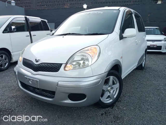 Toyota Funcargo 2002 — foto 4