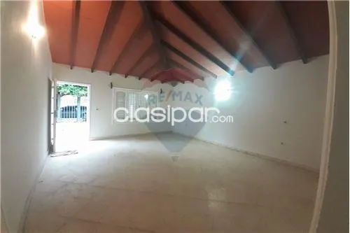 Casa en barrio Santa Maria — foto 2