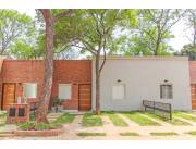 VENDO CASA EN LUQUE MORACUE COD 3591
