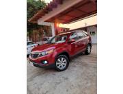 VENDO KIA SORENTO 2011/12 UNICA DUEÑO DE GARDEN NAFTERA FULL OFRECE OB MOTORS.